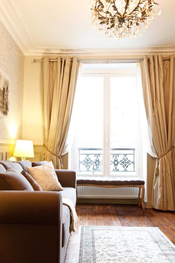 Le Triomphe Elysees Paris Bagian luar foto